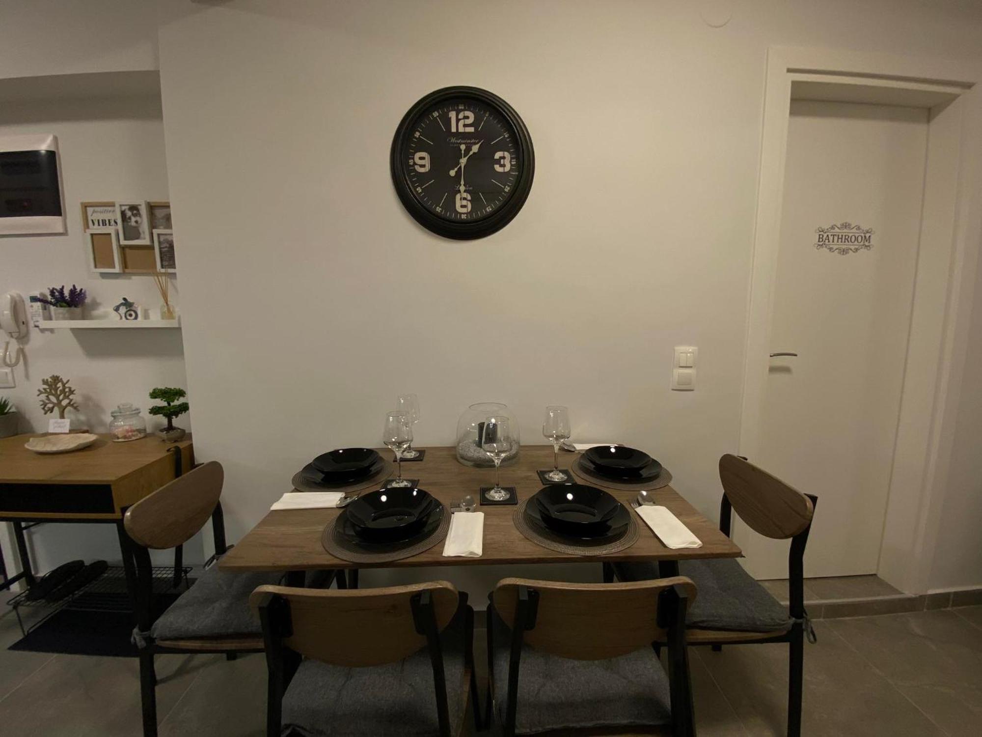 Skg Vibes Apartment เทสซาโลนิกิ ภายนอก รูปภาพ